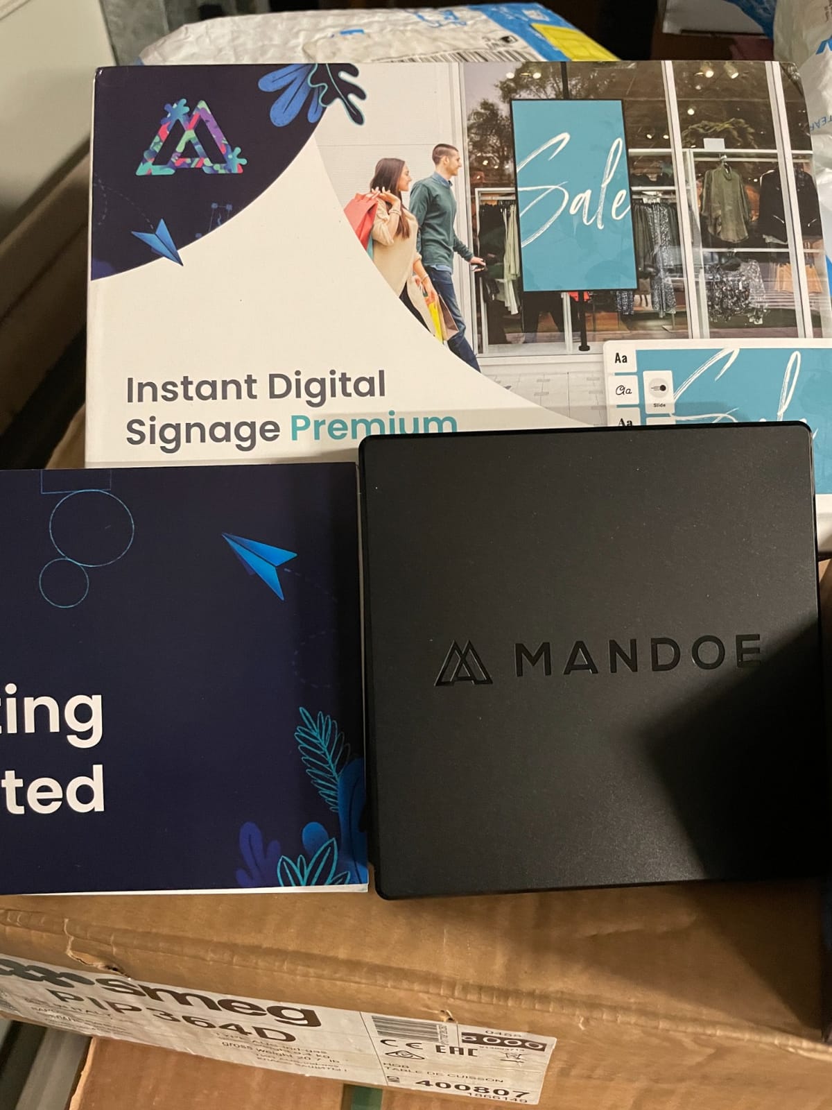 Mandoe Premium Digital Signage Displays - Digital Signage Player for Digital Menu Board, Electronic Menu Board and Digital Message Board. World-Class Templates & Easy To Use Setup customer photo 1