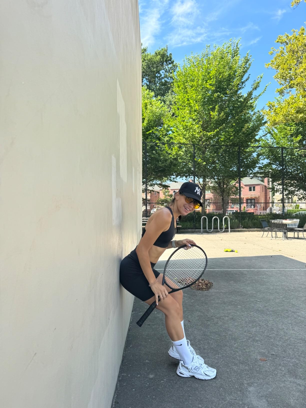 HIRALIY 27-Inch Tennis Racket for Adults with Ball and Carry Bag | Pre-strung Tennis racquets, Large Sweet Spot Lightweight Aluminum Tennis Set for Adult Beginner customer photo 2
