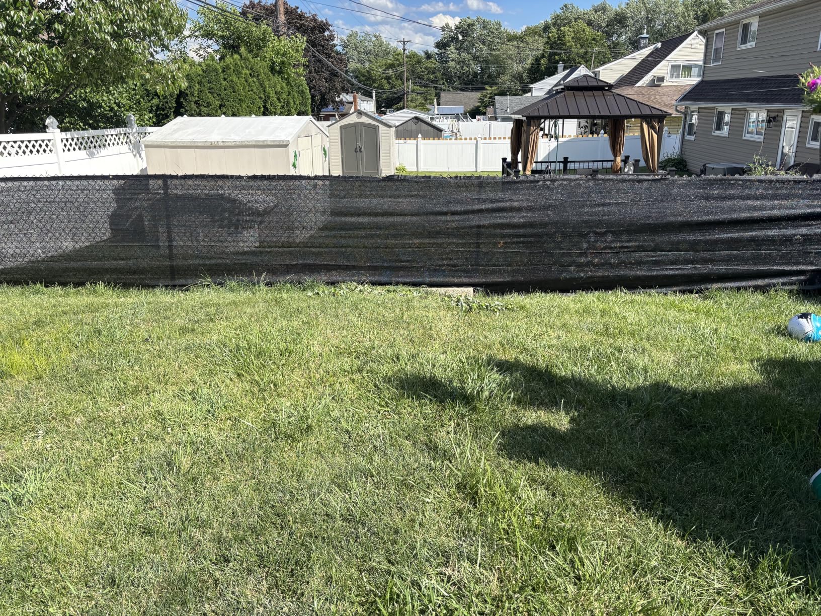 iCover 4x50ft Privacy Screen Fence, Outdoor Fencing Panels, Garden Windscreen Mesh Shade Sail Net Barrier, Include Reinforced Bindings and Brass Grommets Cable Zip Ties, Black customer photo 2