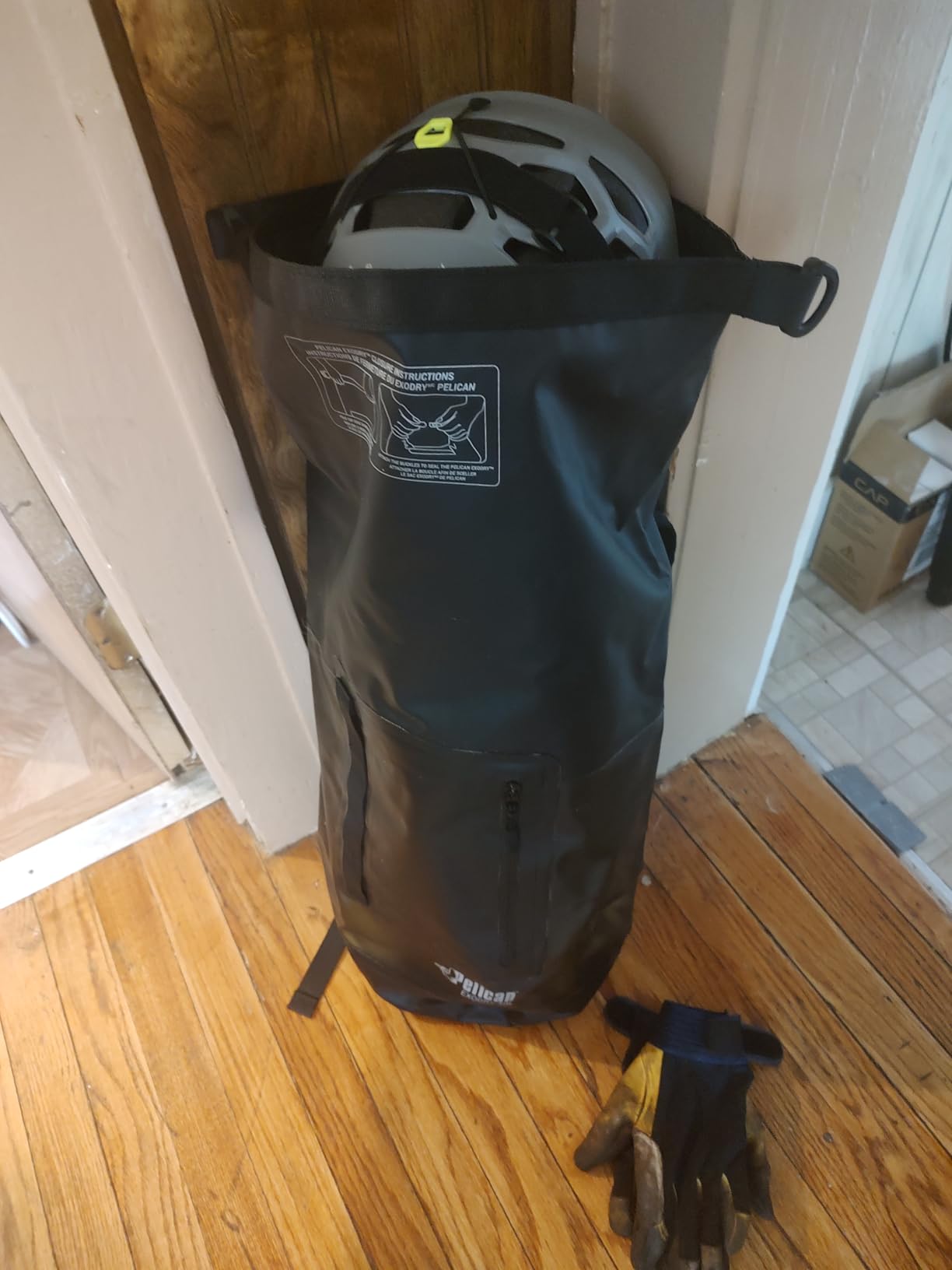 Pelican ExoDry 10L Small Drybag - Waterproof - Shoulder Strap - Thick & Lightweight - Roll Top Dry Compression - Keeps Gear Dry for Kayaking, Beach, Rafting and Fishing - Black customer photo 2