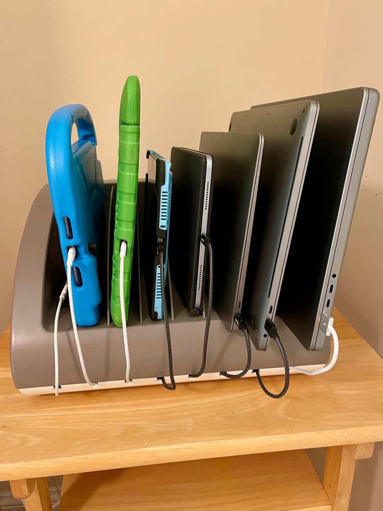 POCHAR 8-Device Universal AC Laptop Charging Station with Power Strip | Charging Dock for Multiple Tablets, Chromebooks & iPads, Laptop Organizer with Cable Management for Classroom, Office, Lab customer photo 1