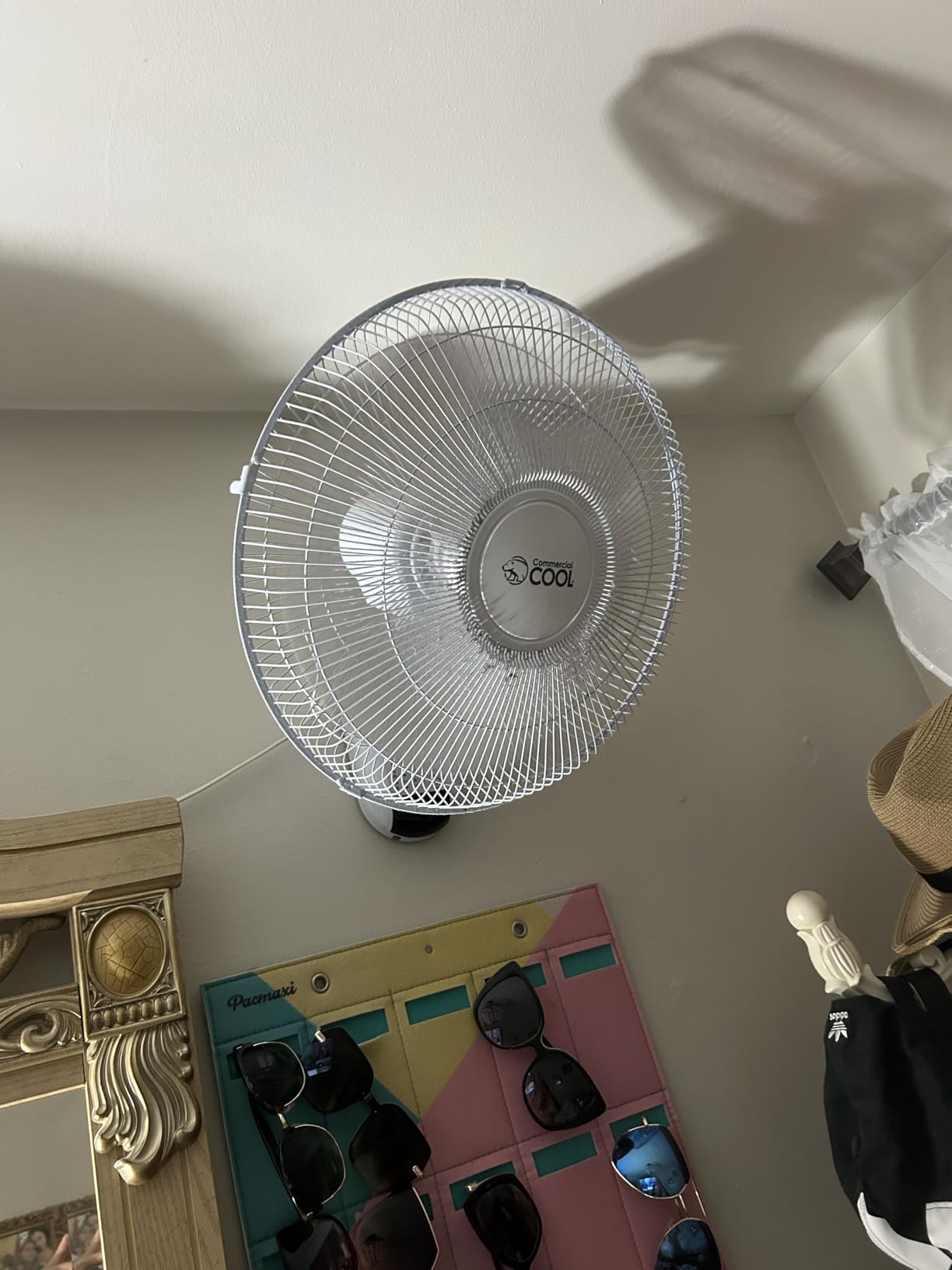 Commercial Cool 16 inch Wall Fan with Remote, White (CCFWR16W) customer photo 2