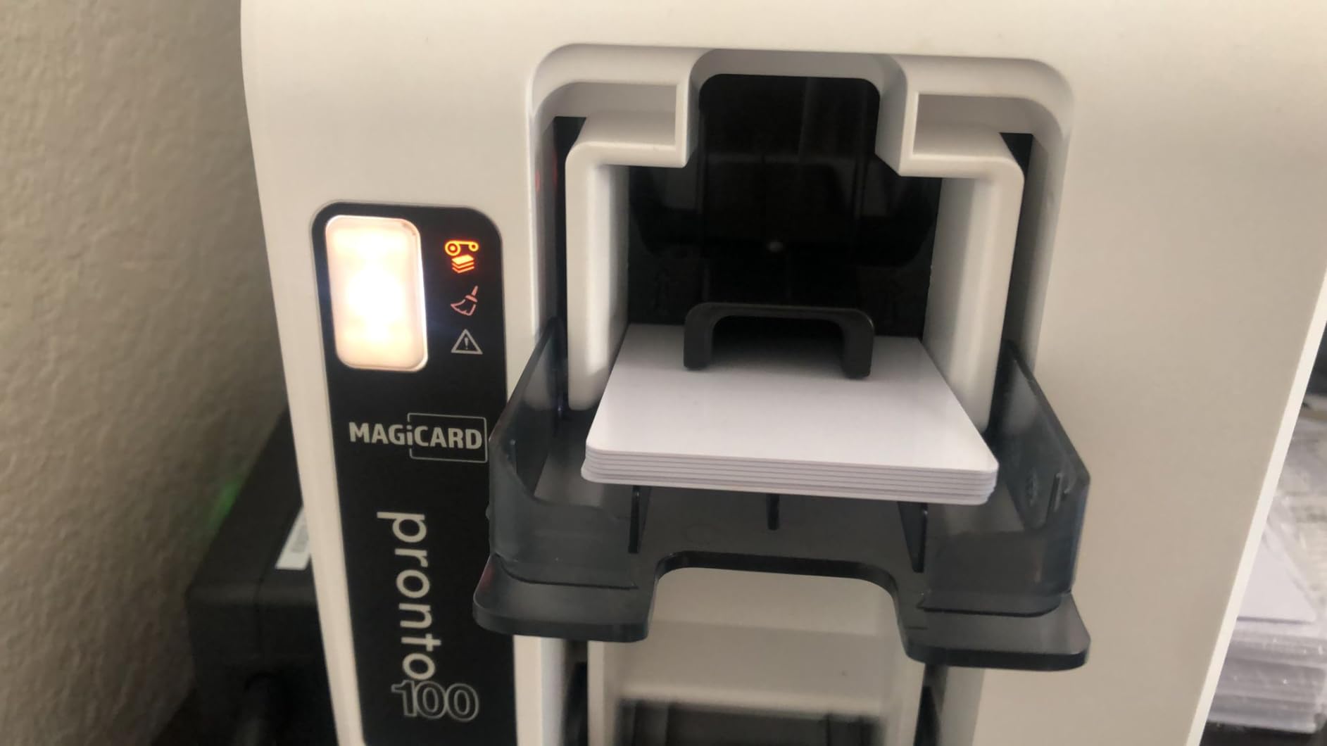 Bodno Magicard Pronto 100 ID Card Printer & Complete Supplies Package ID Software - Bronze Edition customer photo 1