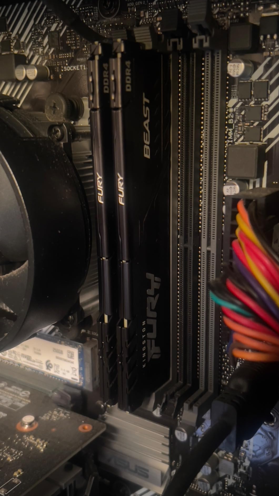 Kingston Fury Beast 64GB (2x32GB) 3200MT/s DDR4 CL16 Desktop Memory Kit of 2 KF432C16BBK2/64 customer photo 1