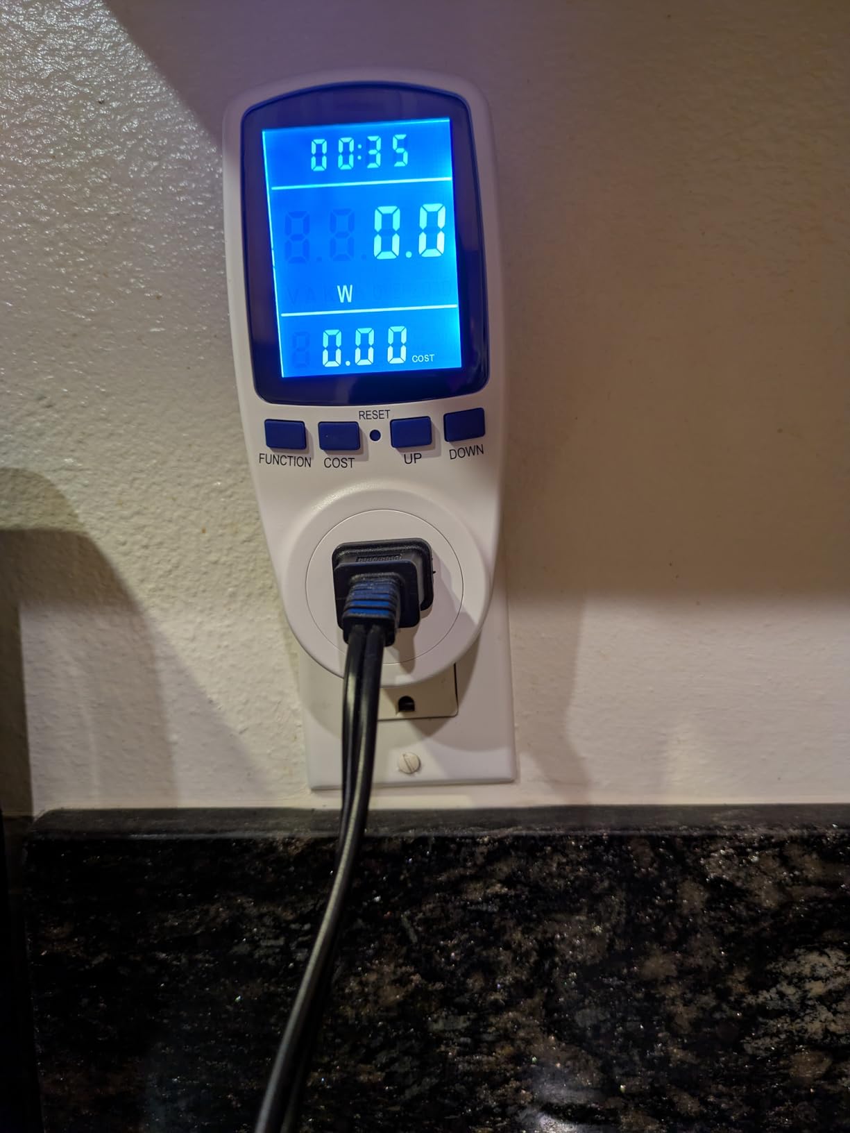 Upgraded Watt Power Meter Plug Home Electrical Usage Monitor Consumption, Energy Voltage Amps Kill Tester with Backlight, Overload Protection, 7 Modes Display customer photo 2