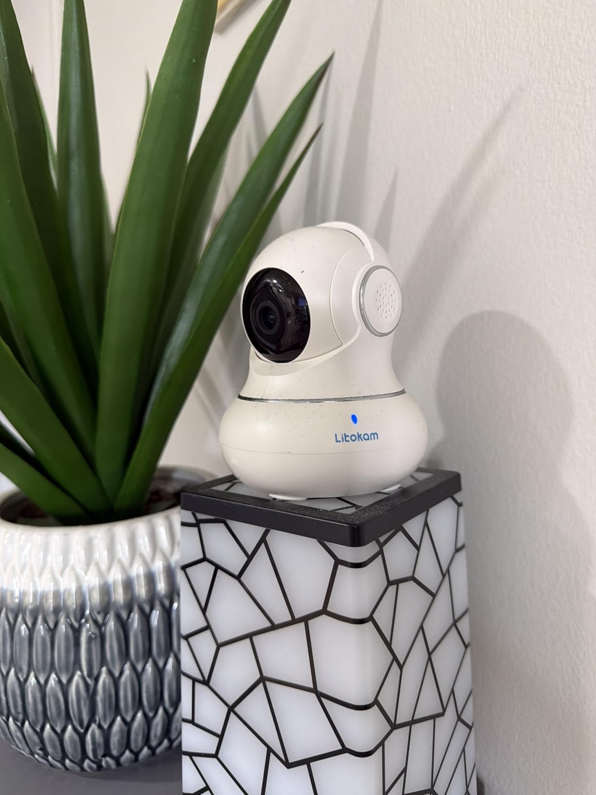 litokam Security Camera Indoor 2K, 360 Pan/Tilt Cameras for Home Security with Motion Detection, Baby Monitor for Pet/Dog with Night Vision, 2.4GHz WiFi Cam with Phone App & 2-Way Audio customer photo 1