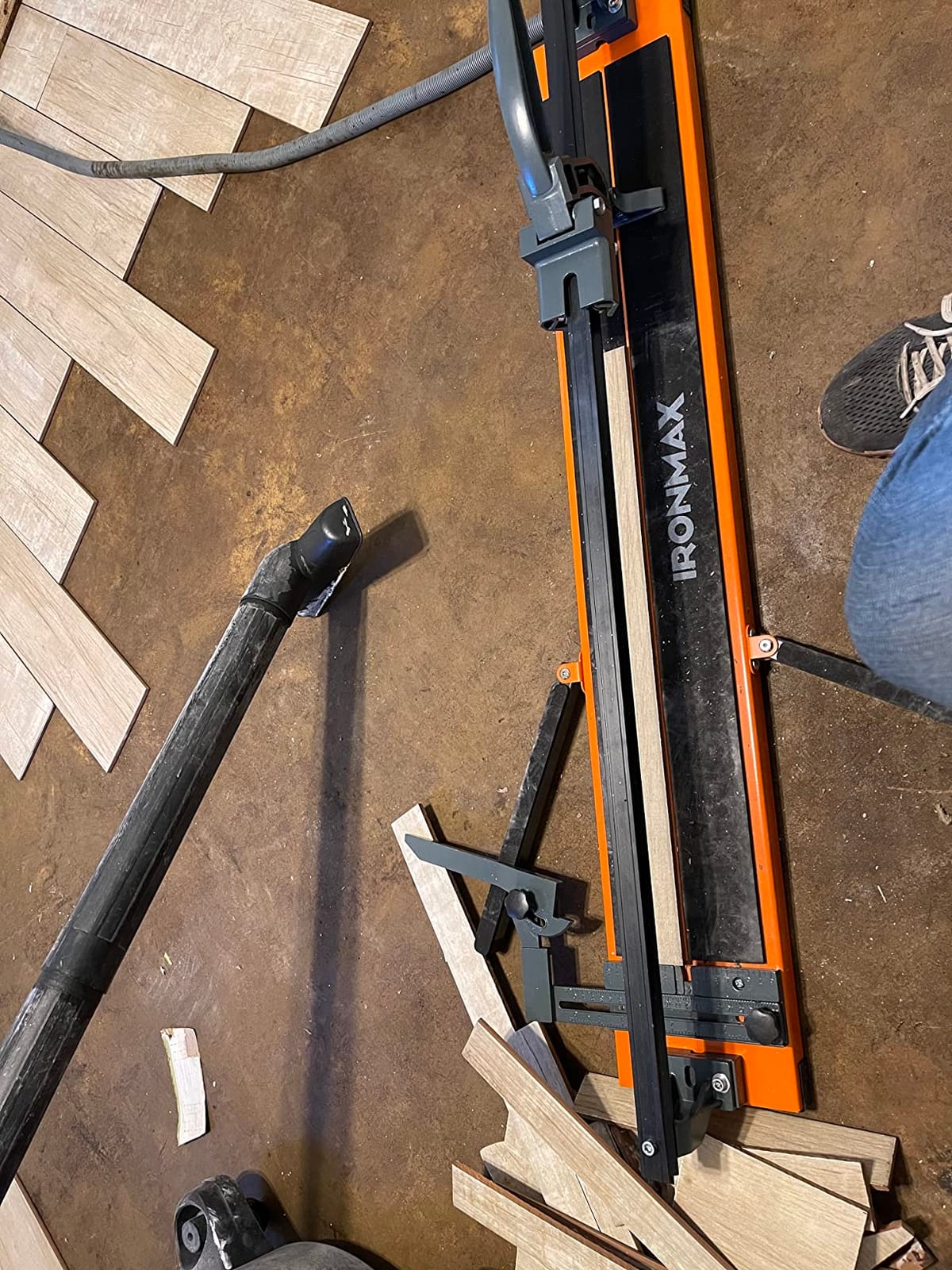 Manual Tile Cutter 48 Inch with Ergonomic Handle & Tungsten Carbide Cutting Wheels, Porcelain Ceramic Floor Tile Cutter with Anti-Skid Feet and Removable Scale (48 Inches) customer photo 1