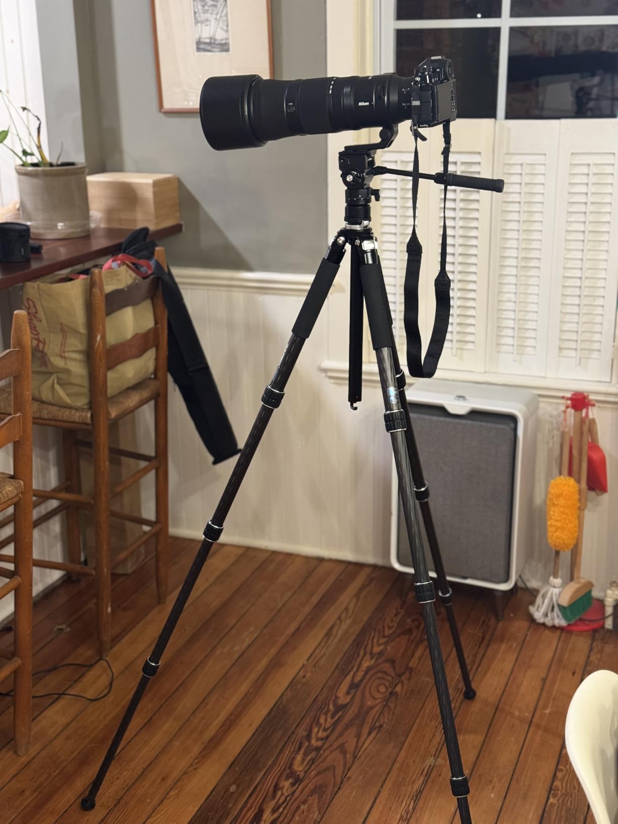 Carbon Fiber Tripod-INNOREL GT324C Professional Compact Portable Tripod for Digital DSLR Camera Heavy Duty Camera Stand Support with Special-Shaped Center Column 1.25in/32mm Tube Max Load 55lbs/25kg customer photo 1