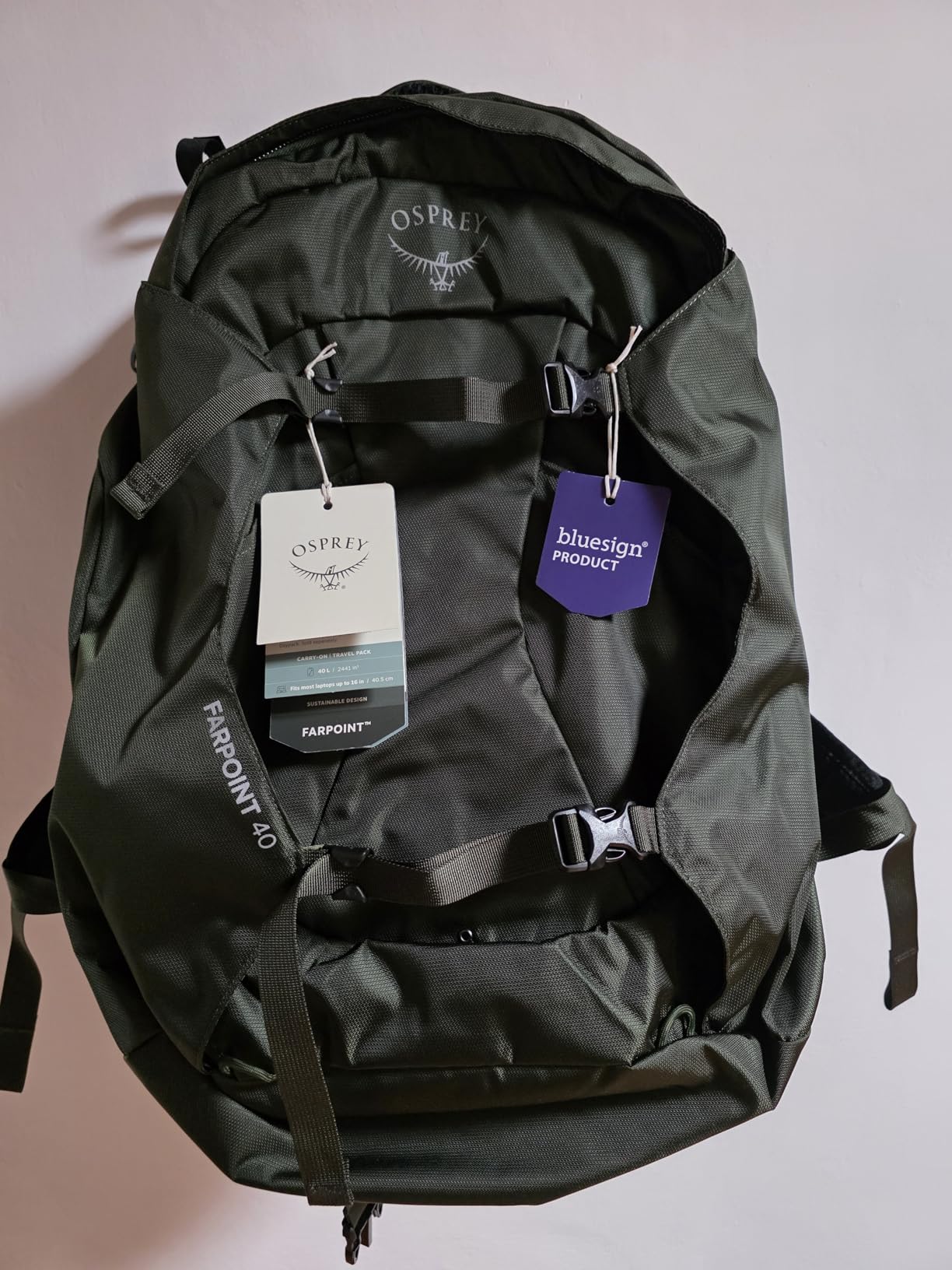 Osprey Farpoint 40L Men's Travel Backpack, Tunnel Vision Grey customer photo 2