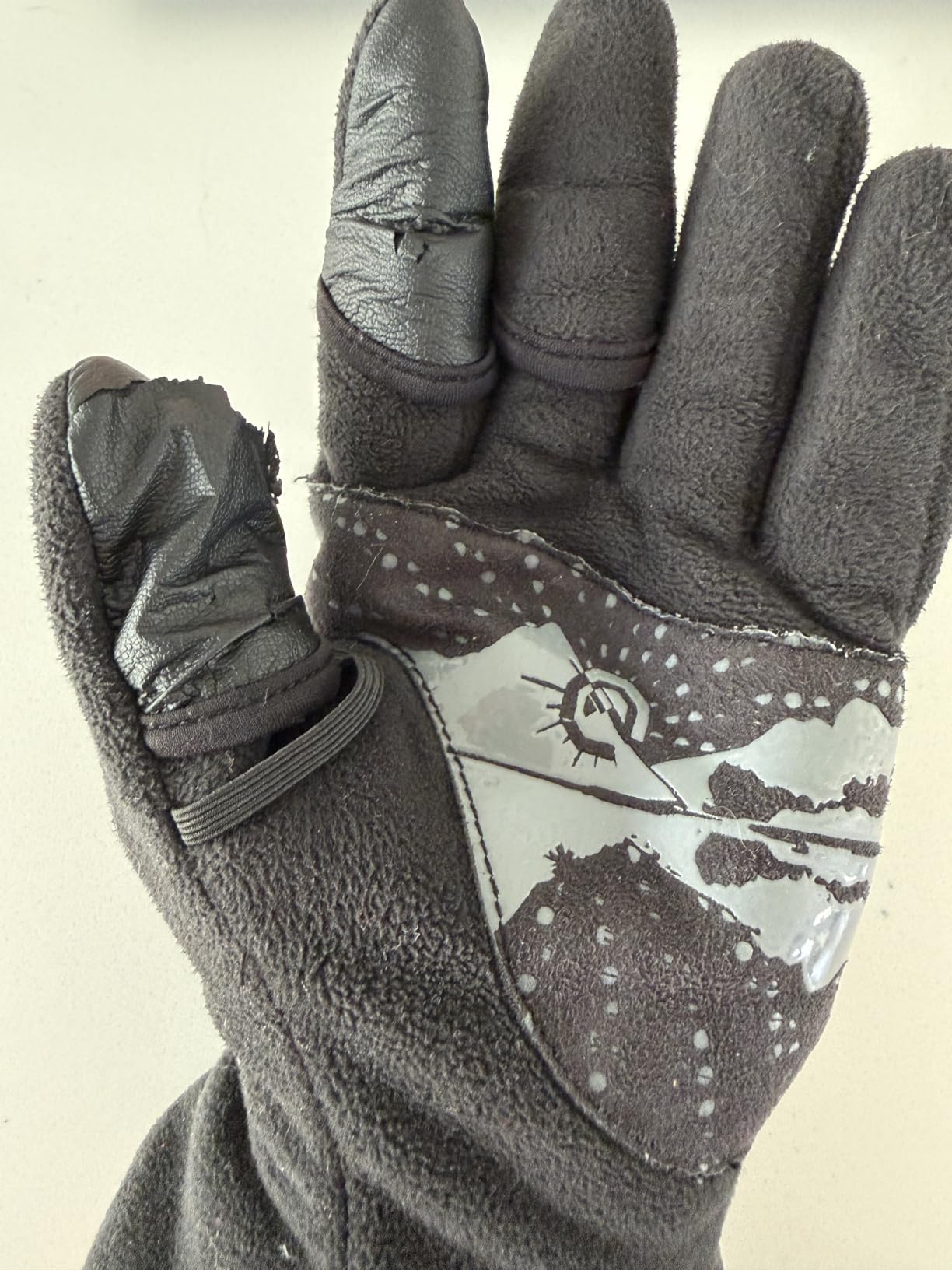 Vallerret Milford Photography Glove, Black/Grey, 2-in-1 | 2-in-1 functionality designed for versatile weather protection, Rain Shell customer photo 1