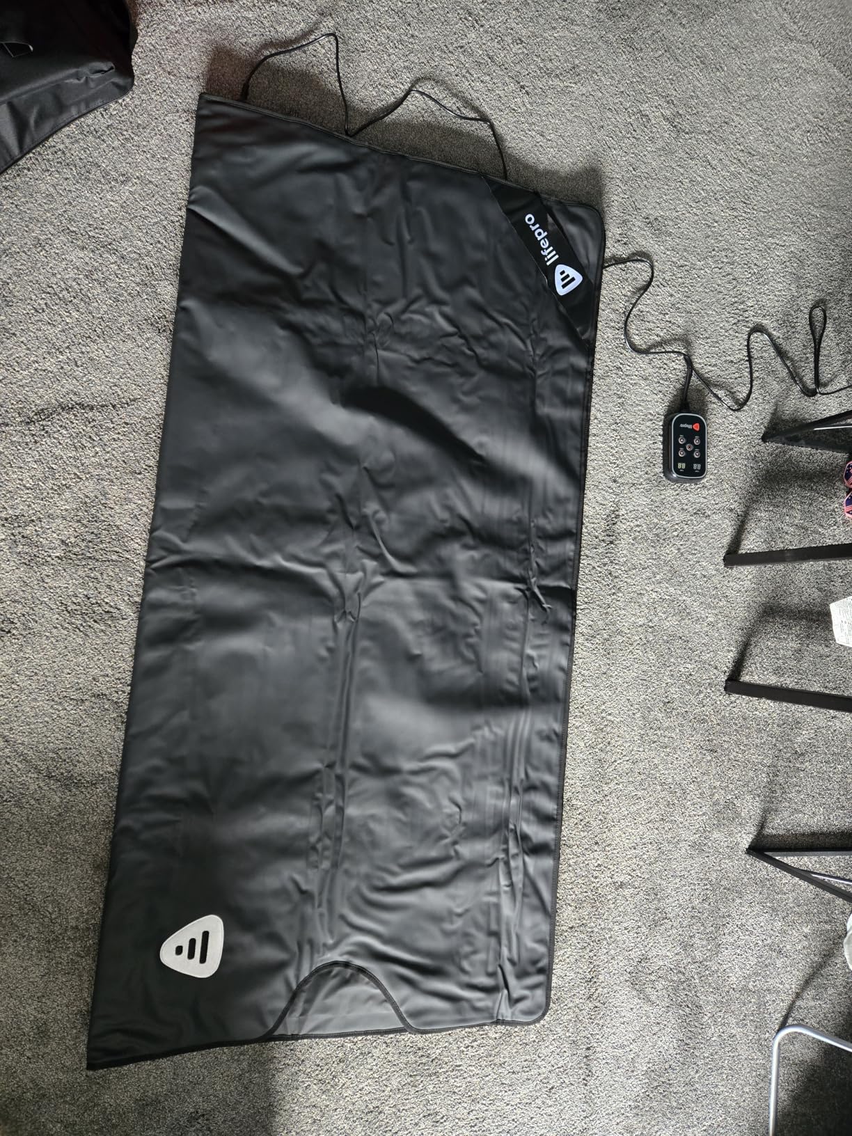 Lifepro RejuvaWrap Infrared Sauna Blanket for Detox & Relaxation - Low EMF Carbon Fiber Heating, 9 Temp Levels, 5 Colors - Portable Sauna Blanket Infrared with Waterproof Interior & Carry Bag customer photo 2