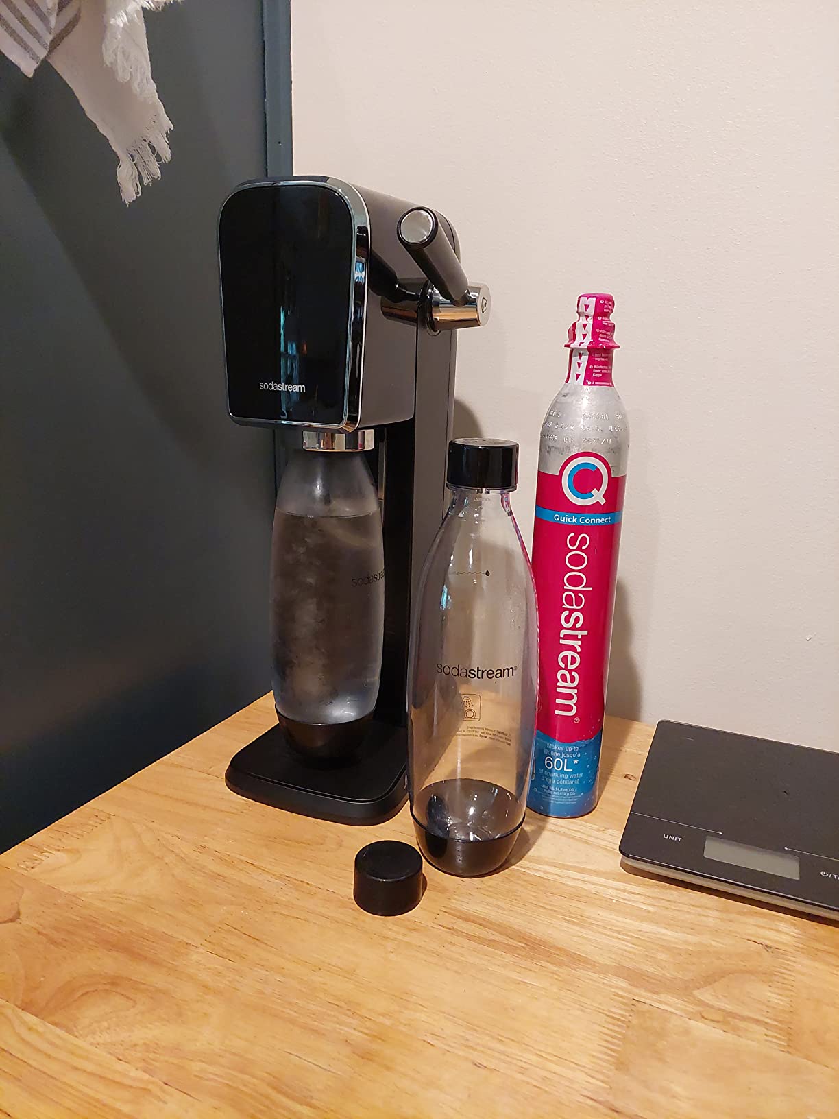 SodaStream ART Sparkling Water Maker, Value Bundle, Soda Maker, Includes 2 Quick Connect 60L CO2 Cylinders, 2 Dishwasher Safe BPA Free Bottles, 2 bubly Flavor Drops, Make your own Pepsi, Black customer photo 1