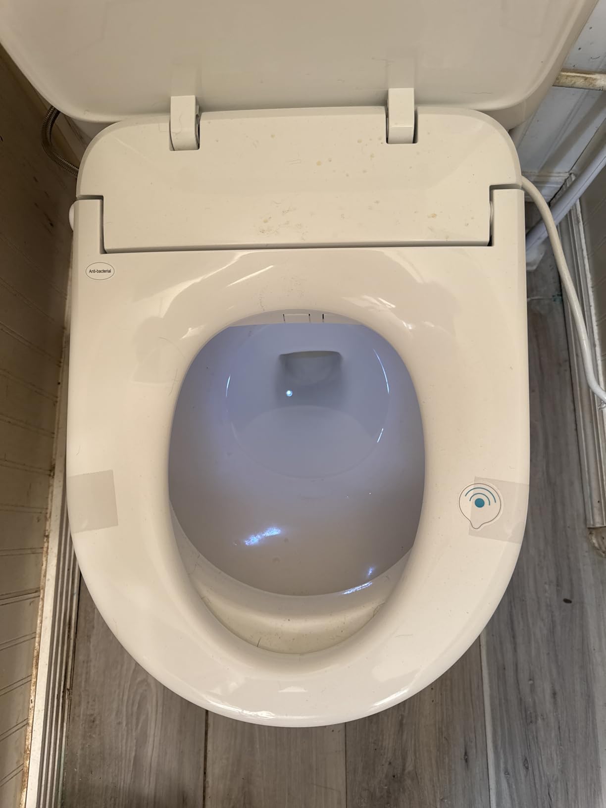 ALPHA BIDET UX Pearl Bidet Toilet Seat in Elongated White | Ultra Low Profile | Endless Warm Water | Arced Stainless Steel Nozzle | LED Nightlight | Dryer | Deodorizer | 3 Year Warranty customer photo 2