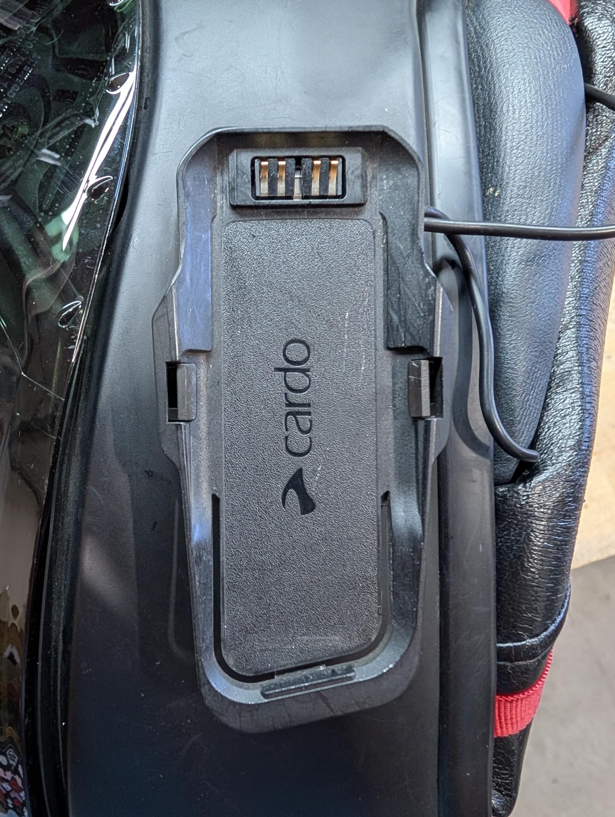 Cardo PACKTALK Edge Motorcycle Bluetooth Communication System Headset Intercom - Single Pack customer photo 2