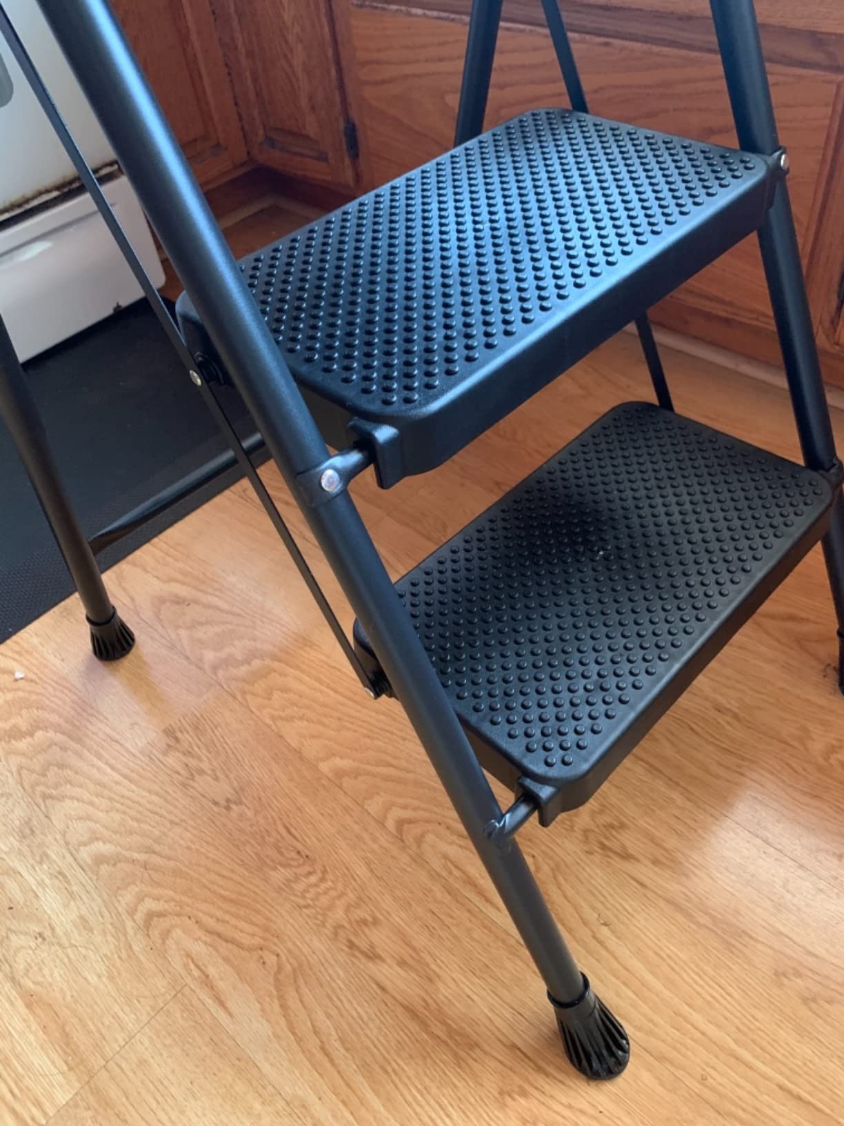 SocTone 3 Step Ladder, Step Stools with Tool Platform, 500lbs Capacity | Step Stool Foldable, Steel Ladder for Household and Office, Black customer photo 1