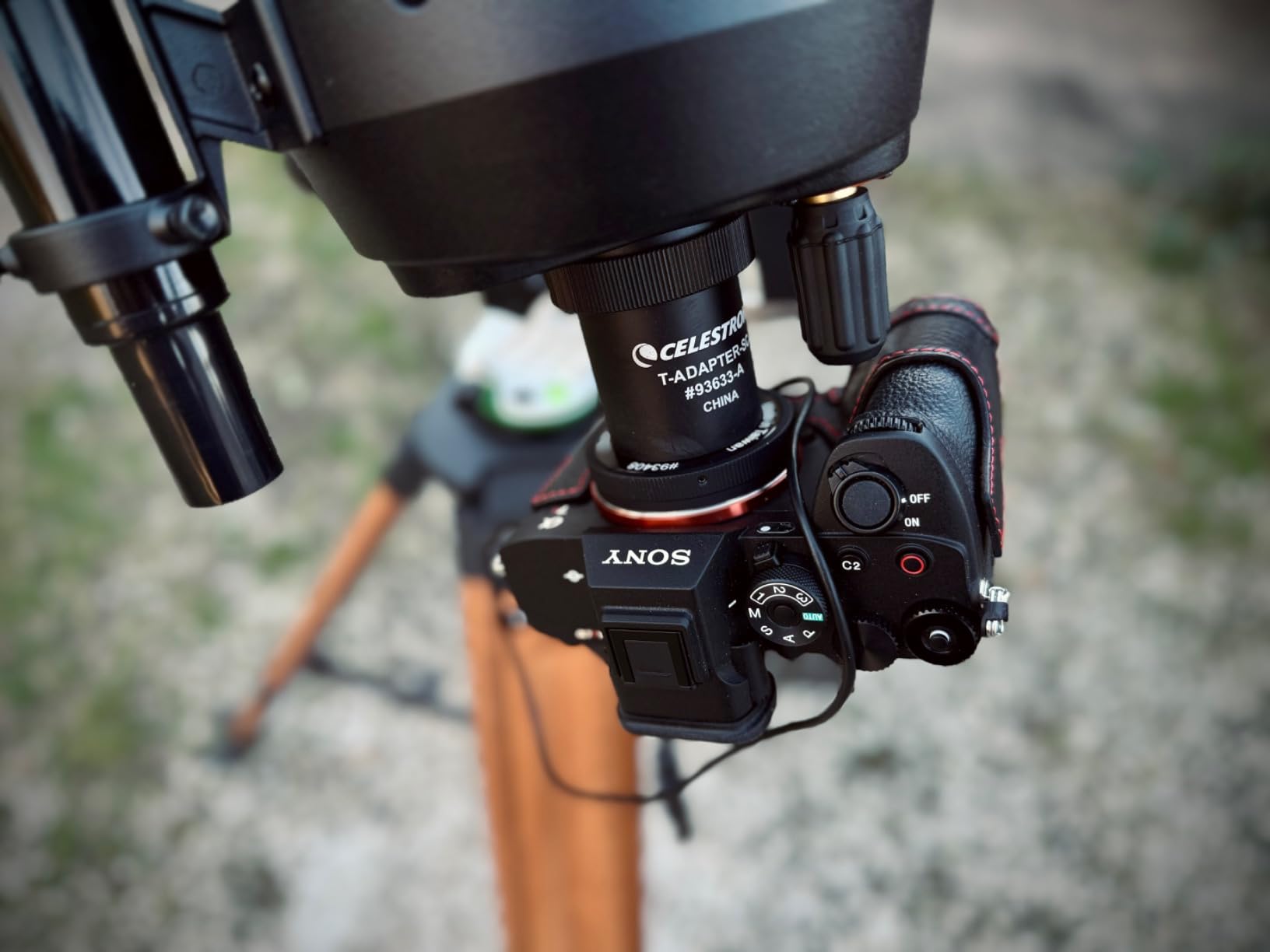 Celestron Telescope T-Ring for Mirrorless Sony E Cameras - Astrophotography | Turns Your Telescope into a Telephoto Lens, M42 T-Thread customer photo 1