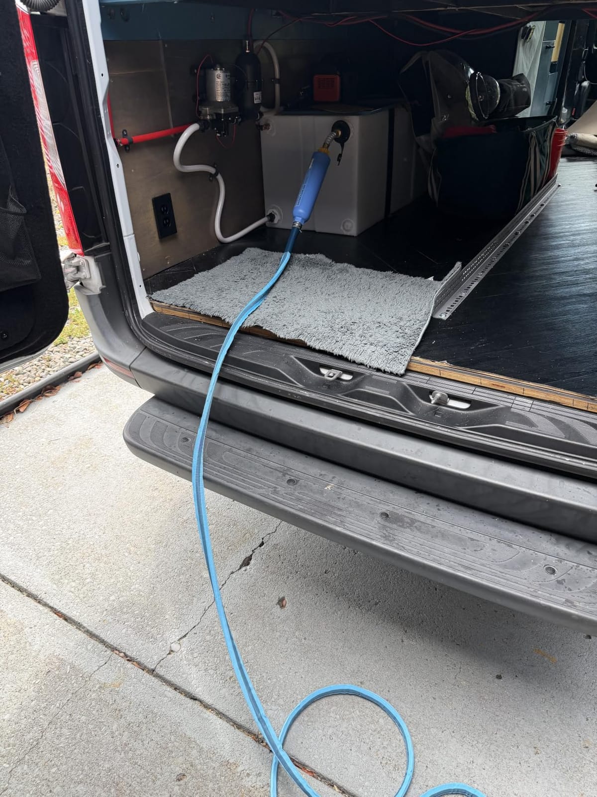 Camco EvoFlex2 50-ft RV Drinking Water Hose | Lightweight RV Drinking Water Hose Reinforced w/ Fabric - Contains No Lead, No BPA & No Phthalate - Abrasion Resistant (22579) customer photo 2