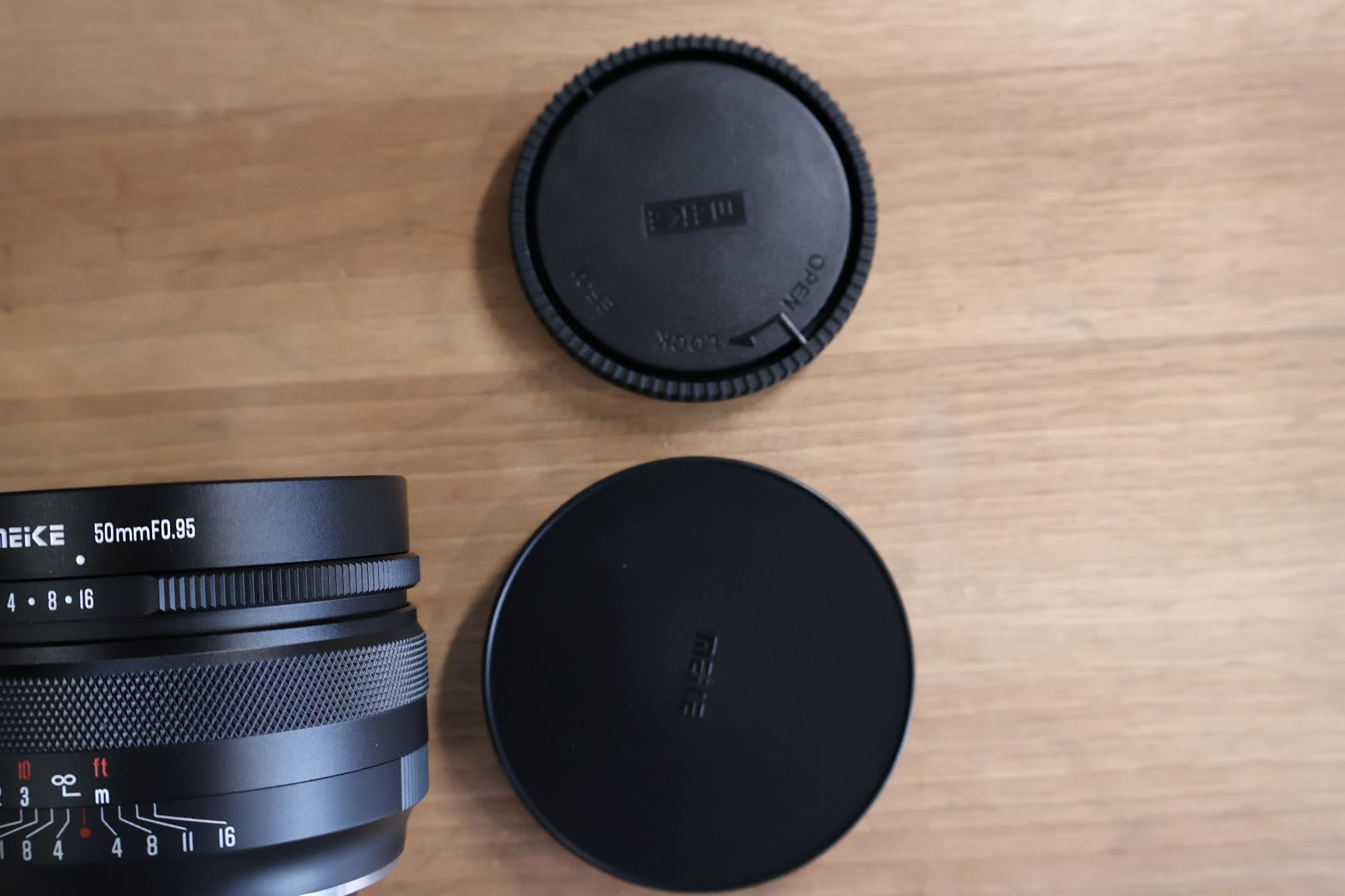 Meike 50mm f/0.95 Large Aperture Manual Focus APS-C Lens for Canon EF-M Mount Mirrorless Cameras customer photo 2