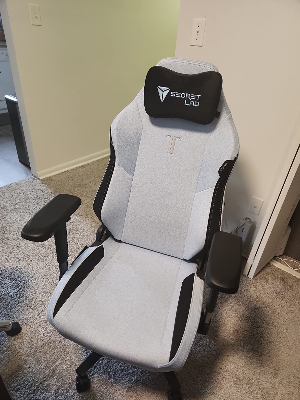 Secretlab Titan Evo XL Black3 Gaming Chair - Fabric, Black, Ergonomic customer photo 1
