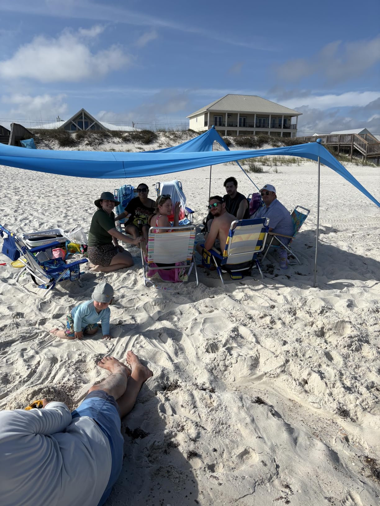 YENGIAM Beach Canopy Beach Tent UPF50+ 11x11 FT Easy to Setup Extra Windproof Rope Sun Shelter Beach Shade Canopy with 4 Stability Poles Outdoor Shade for Beach Camping Family customer photo 2