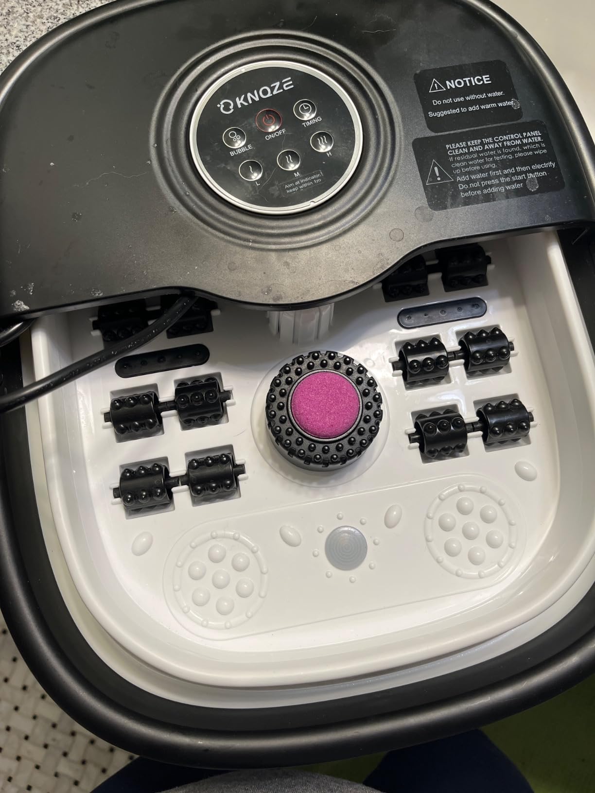 KNQZE Collapsible Foot Spa Bath with Heat & Remote Control, Bubble Massage, Temperature Control, Red Light (Black) customer photo 2