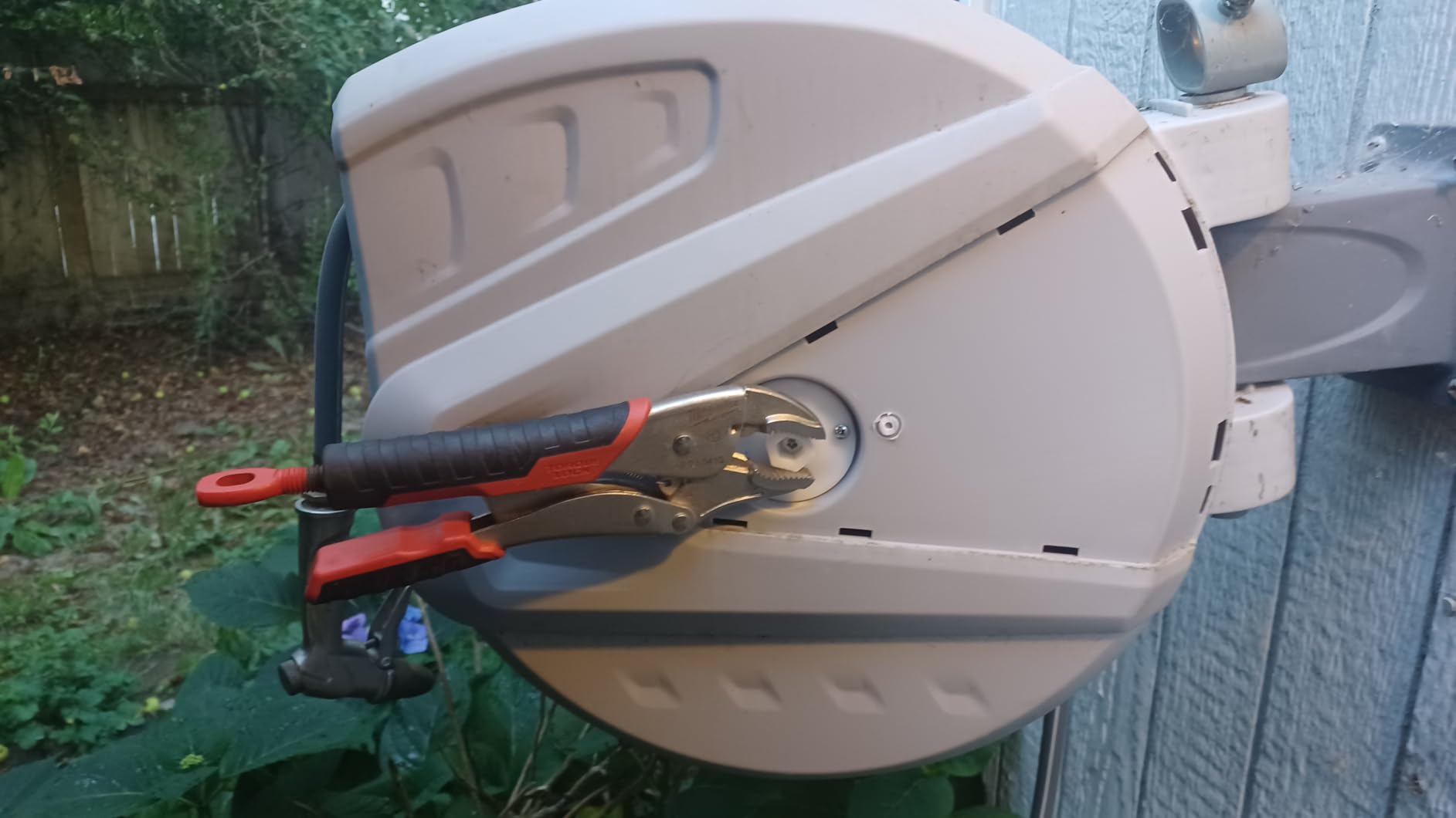 Ayleid Retractable Rubber Hybrid Garden Hose Reel, 1/2