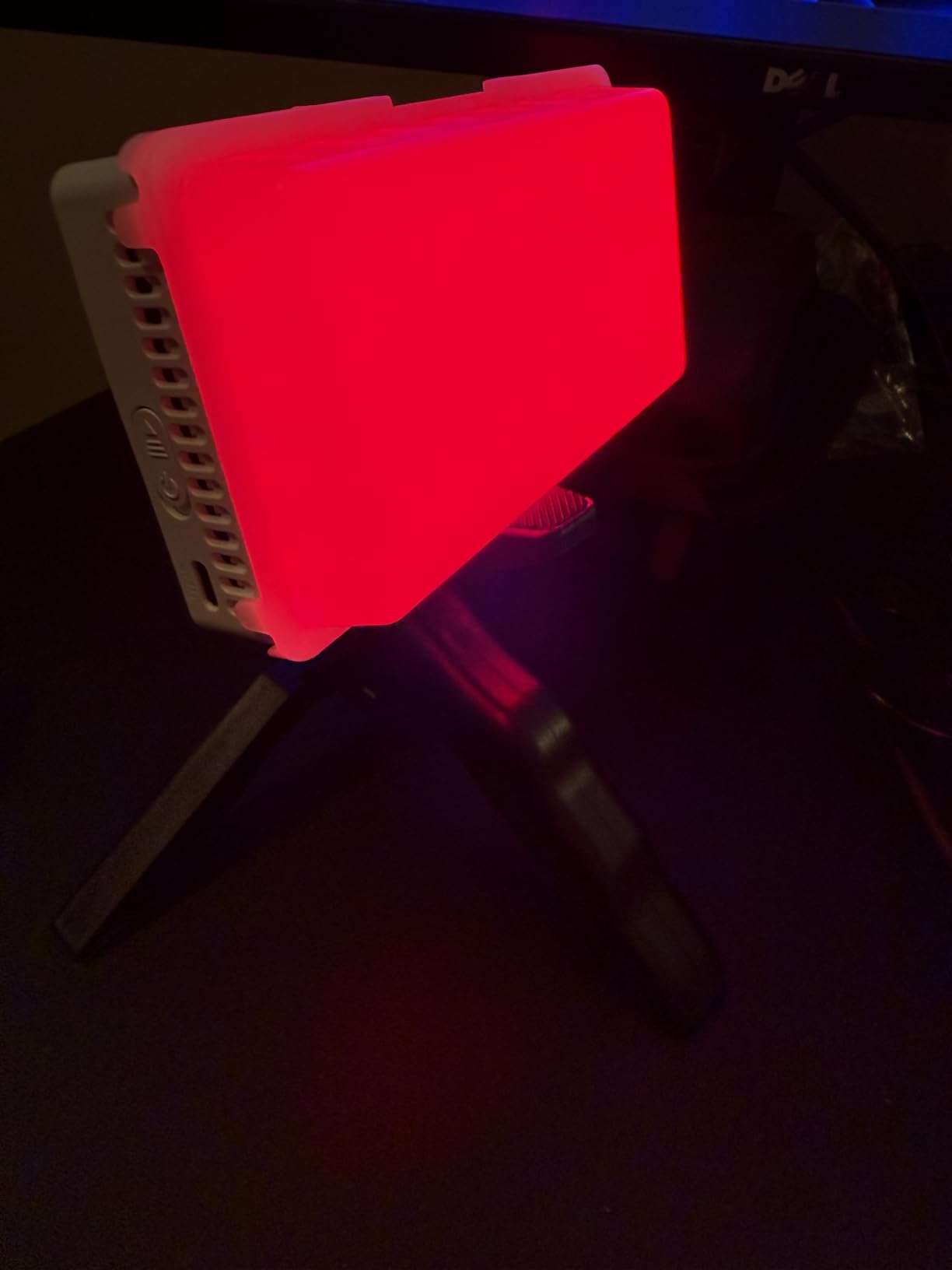 Red Light Therapy for Face and Body, Portable Red Light Therapy Panel, 660nm Red Light and 850nm Infrared Light for Pain Relief, Skin Care, Rechargeable and Great for Travel customer photo 2