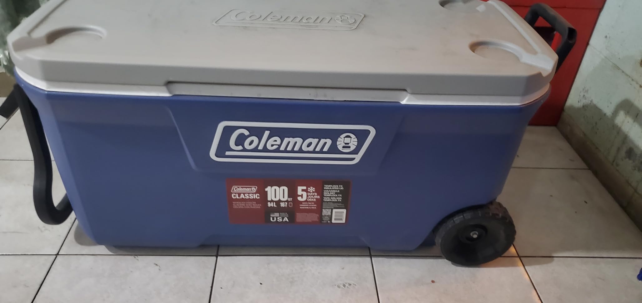 Coleman Classic Series Insulated Portable Rolling Cooler with Wheels, Leak-Resistant Outdoor Hard Cooler Keeps Ice up to 5 Days customer photo 1