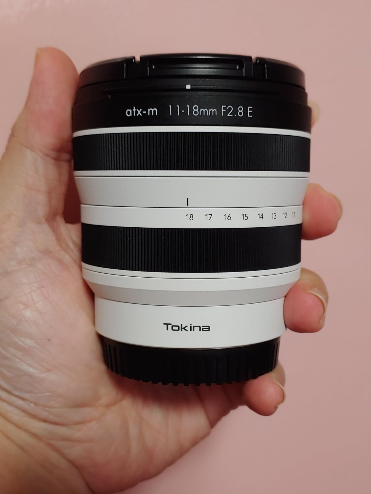 TOKINA ATX-m 11-18mm F/2.8 Lens for Sony E Mirrorless Cameras (White) customer photo 1