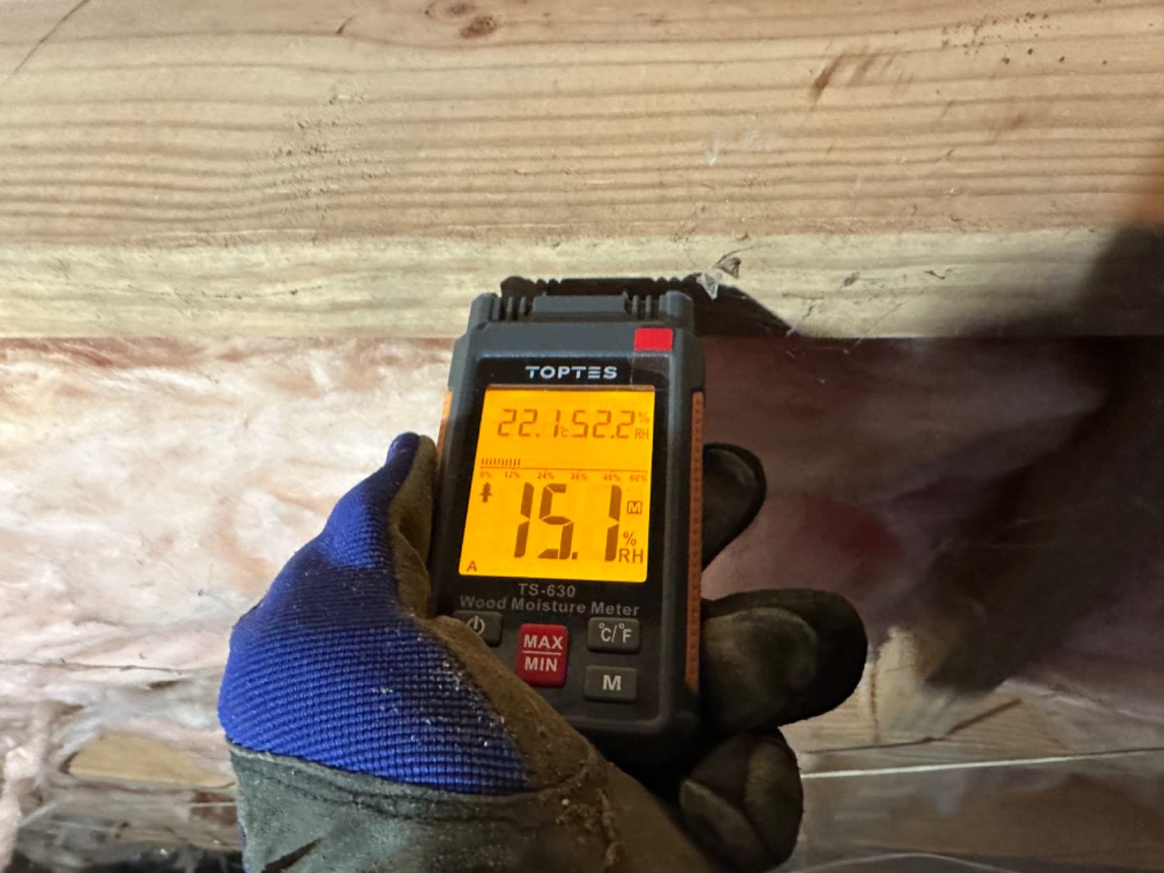 Wood Moisture Meter, TopTes Digital Moisture Meter TS-630, Handheld Humidity Tester with 2.25-inch LCD Display, Tricolor Backlight, Check The Dampness Level on Firewood/Drywall - Orange customer photo 1