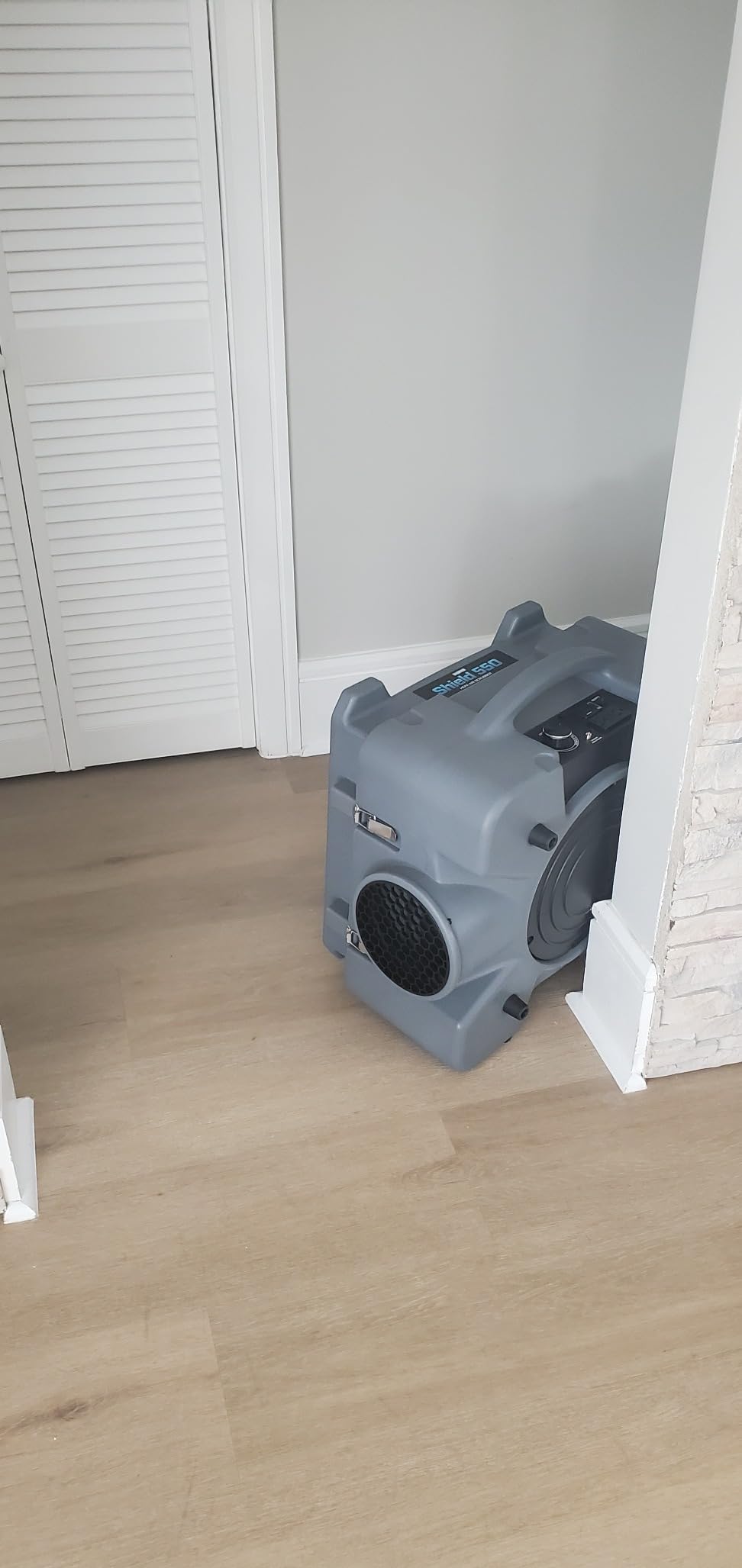 CADPXS Shield-550 Air Scrubber 550 CFM with 3-Stage Filtration | Stackable Negative Air Machine Airborne Cleaner HEPA Scrubber Water Damage Restoration Equipment Commercial Air Purifier Blue customer photo 2