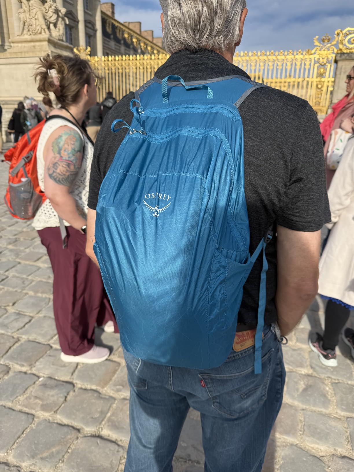 Osprey Ultralight Collapsible Stuff Pack - Lightweight, Packable Travel Backpack, Extra Bag For Travel and Every Day, 18 L Capacity Daypack to Expand Luggage, Black customer photo 2