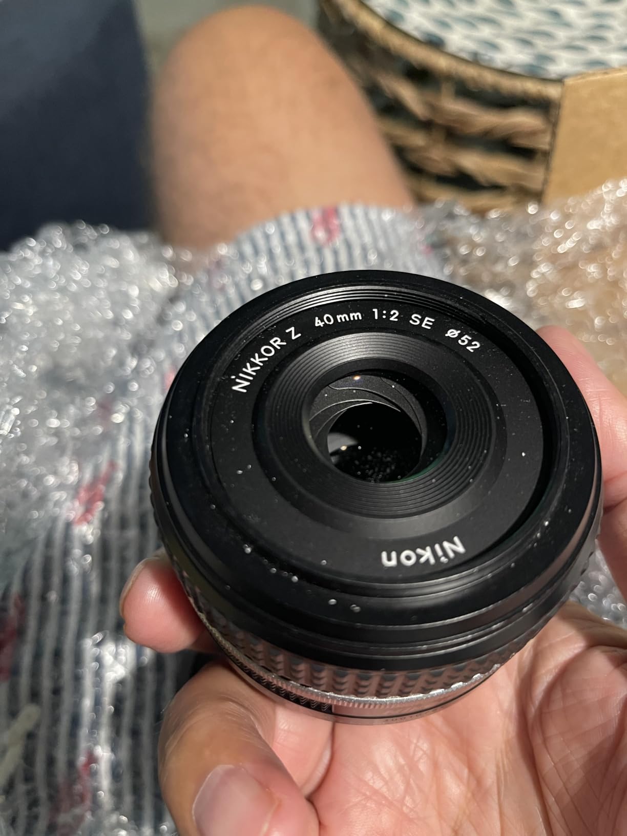 Nikon NIKKOR Z 40mm f/2 (SE) | Focus as close as 0.96 ft, Just 1.8 inches long and weighs only 6 ounces customer photo 1