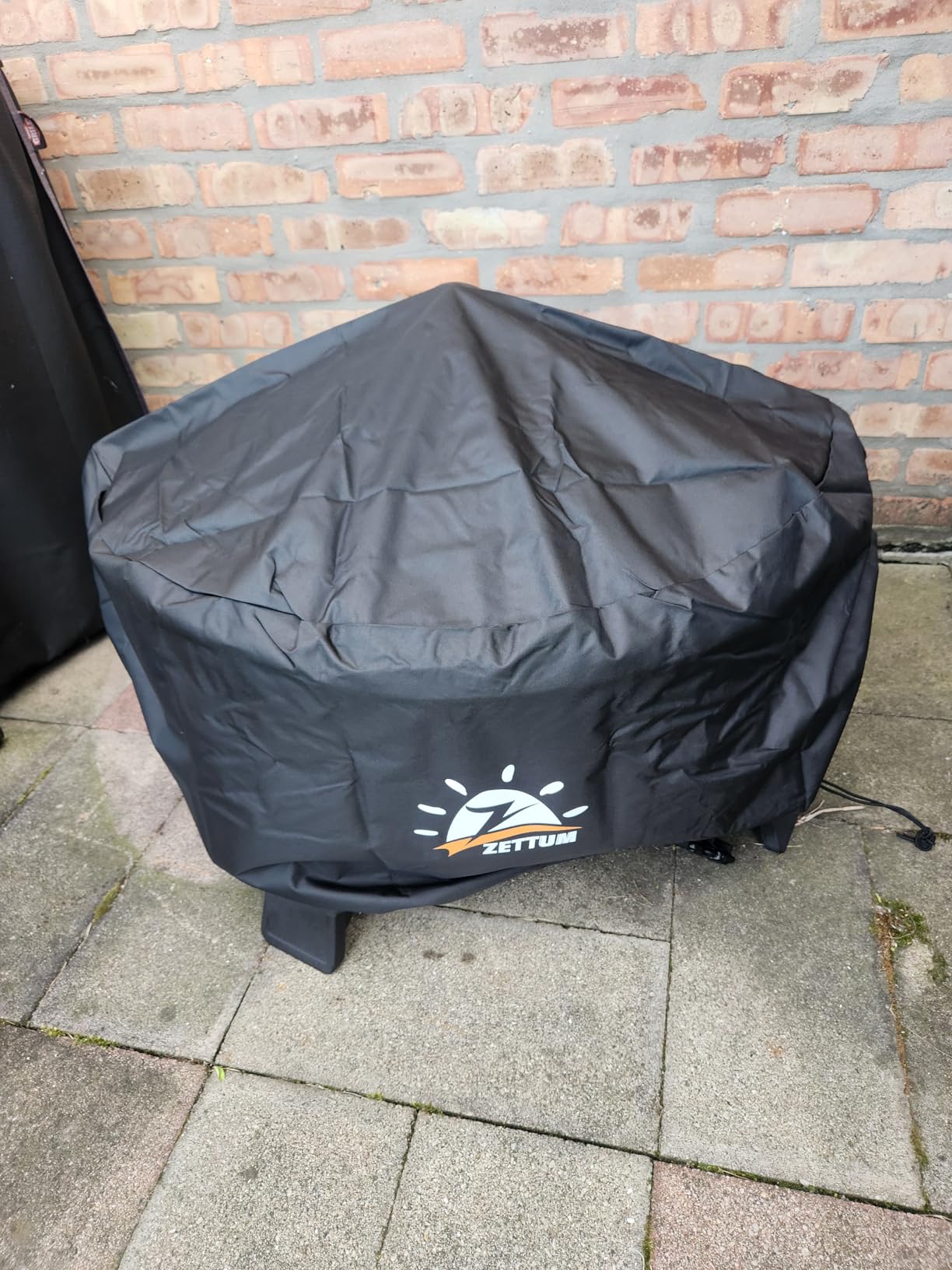 Zettum Fire Pit Cover Round 50 Inch - Outdoor Firepit Cover Heavy Duty & Waterproof, 600D Patio Fire Table Cover customer photo 2