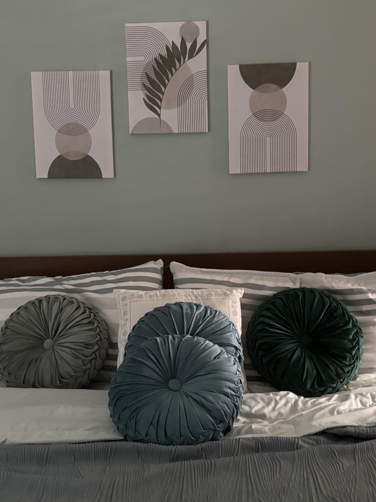 Sage Green Boho Wall Art Set of 3, Minimalist Framed Wall Art Geometric Line Leaf Sun Moon Beige Green Canvas Artwork Paintings, Abstract Botanical Boho Room Decor, Office, 12