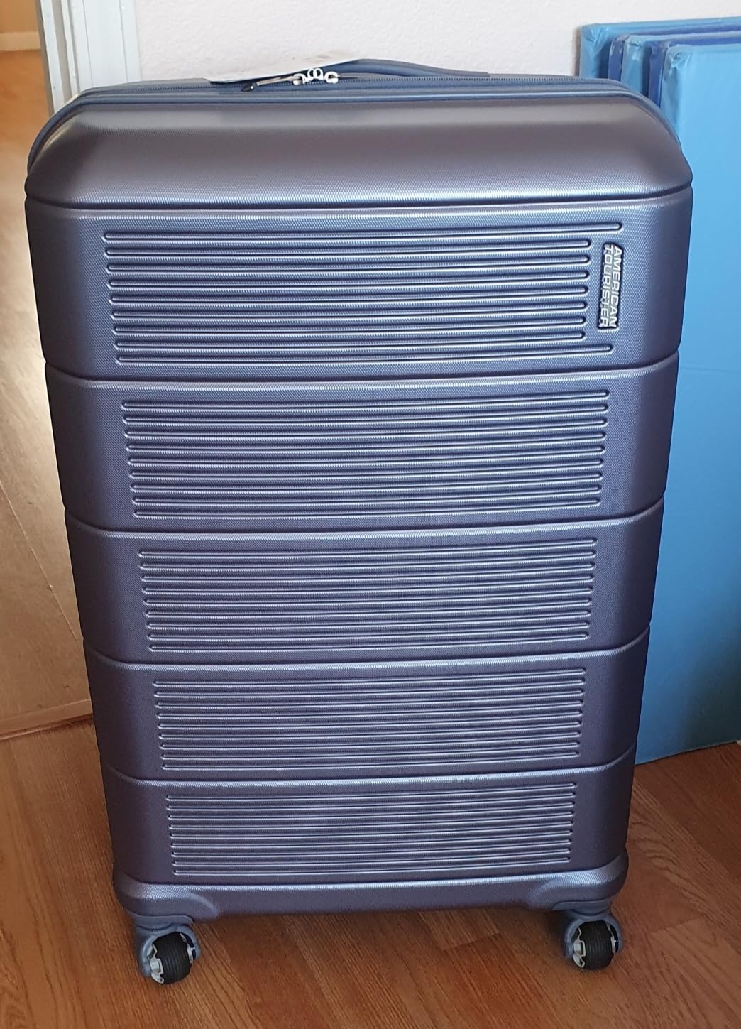 Samsonite Stratum 2.0 Expandable Hardside Luggage with Spinner Wheels, 2-Piece Set 20/28, Blue customer photo 1