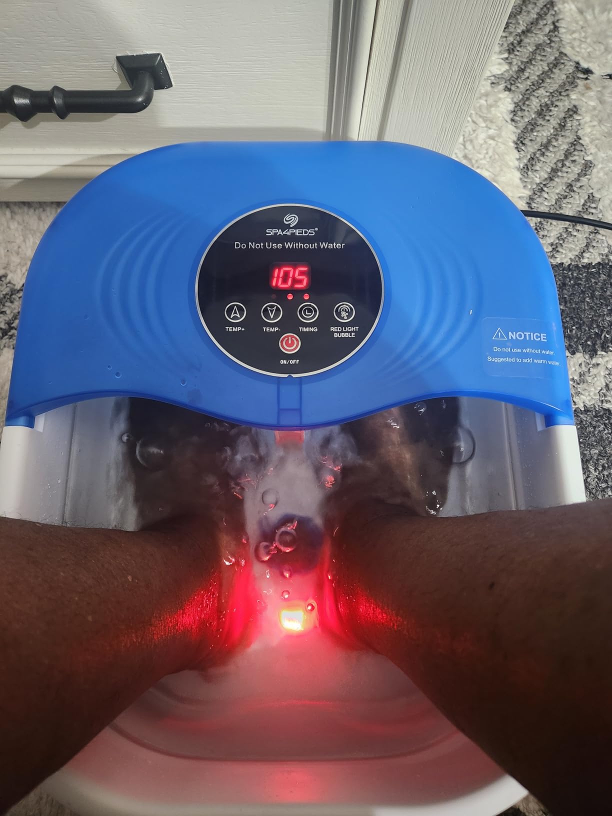 SPA4PIEDS Collapsible Heated Foot Spa Bath with Bubble, Foot Soaking Tub Featuring 8 Shiatsu Rollers, Pumice Stone and Built-in Timer for Mom, Dad and Foot Relaxation (Black) customer photo 2