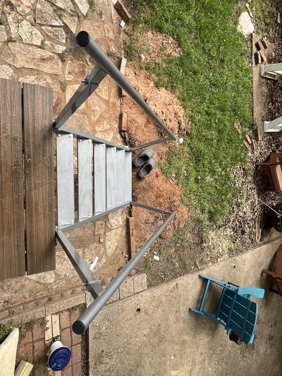 VEVOR Dock Ladder 6 Steps, 500lbs Load Pool Steps, Adjustable Height Aluminum Dock Stairs, Pontoon Boat Ladder with Handrails & Widen Nonslip Pedals for Lake/Pool/Marine Boarding/RV/House customer photo 1