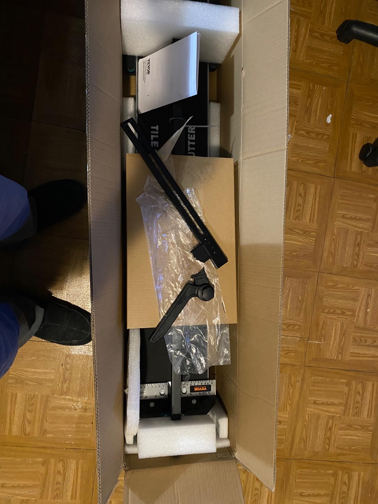 VEVOR Manual Tile Cutter, 48 inch, Porcelain Ceramic Tile Cutter with Tungsten Carbide Cutting Wheel, Infrared Positioning, Anti-Skid Feet, Durable Rails for professional installers or beginners customer photo 2