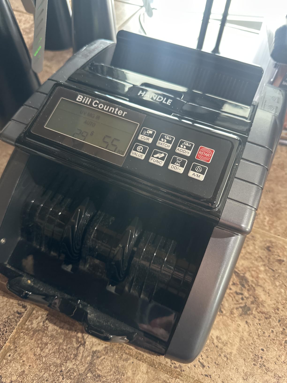 LOLARAN AL1000 Money Counter Machine with Value Counting for USD & EUR, UV/MG/MT/IR/DD/HLF Counterfeit Detection, LCD Display, Count/ADD/Batch/AUTO/Manual Modes, 1,300 Notes/Min customer photo 2