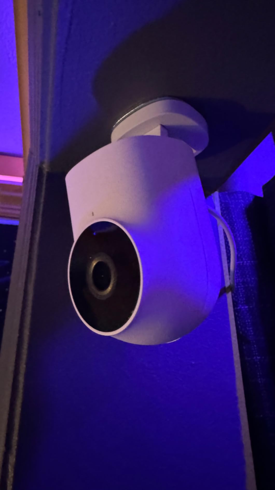 2K Indoor Security Camera E1, HomeKit Secure Video Indoor Camera | Pan & Tilt, Two-Way Audio, Night Vision, Person Tracking, Wi-Fi 6, Plug-in Cam Supports HomeKit, Alexa and IFTTT customer photo 2