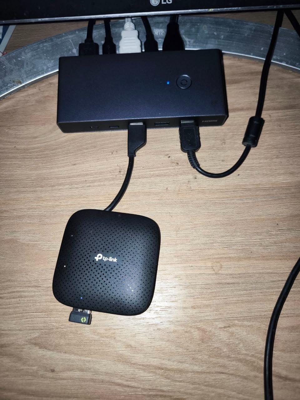 UGREEN HDMI KVM Switch 1 Monitor 2 Computers, 8K@60Hz, Aluminum | with 4 USB 3.0 Ports, for 2 PCs Share 1 Monitor Keyboard Mouse Hard Drives Printer, with 2 HDMI+2 USB Cables, Controller customer photo 2