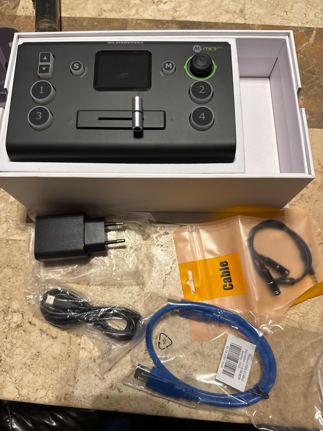 RGBlink Mini-pro Video Switcher with 4X 4K HDMI Inputs customer photo 2