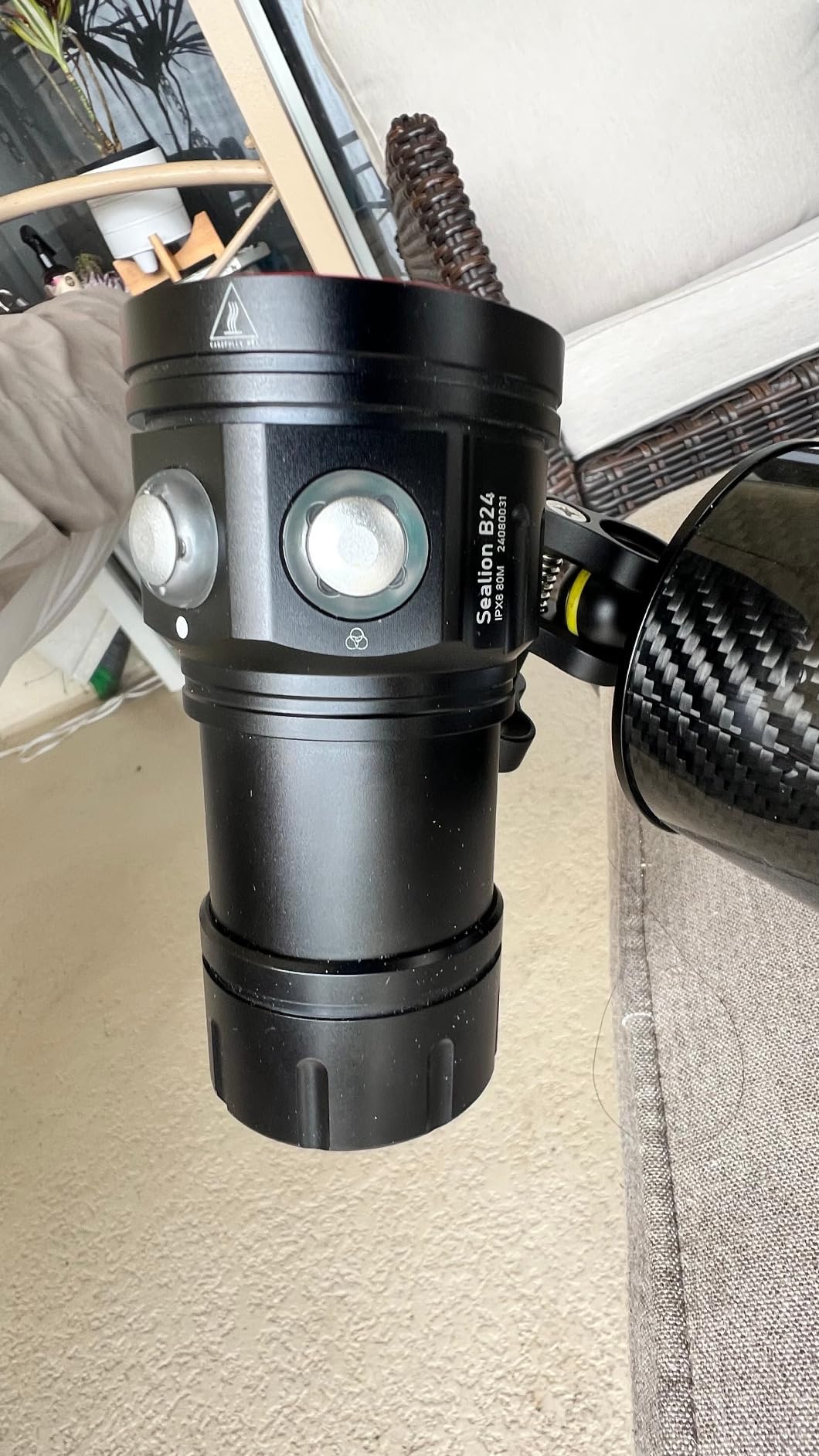 B15 Dive Light Underwater Flashlight 8000Lumens Underwater Video Lights 80m Scuba Dive Light Diving Flashlight for Under Water Sports,Underwater Video Shooting and Photography customer photo 2