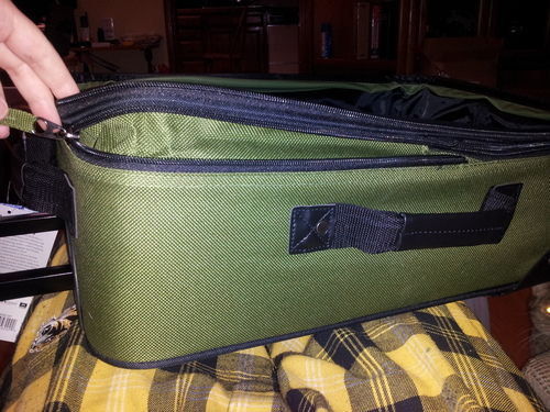 Rio Lightweight Softside Rolling Carry-on Suitcase, 2-Wheel Single, Teal customer photo 1