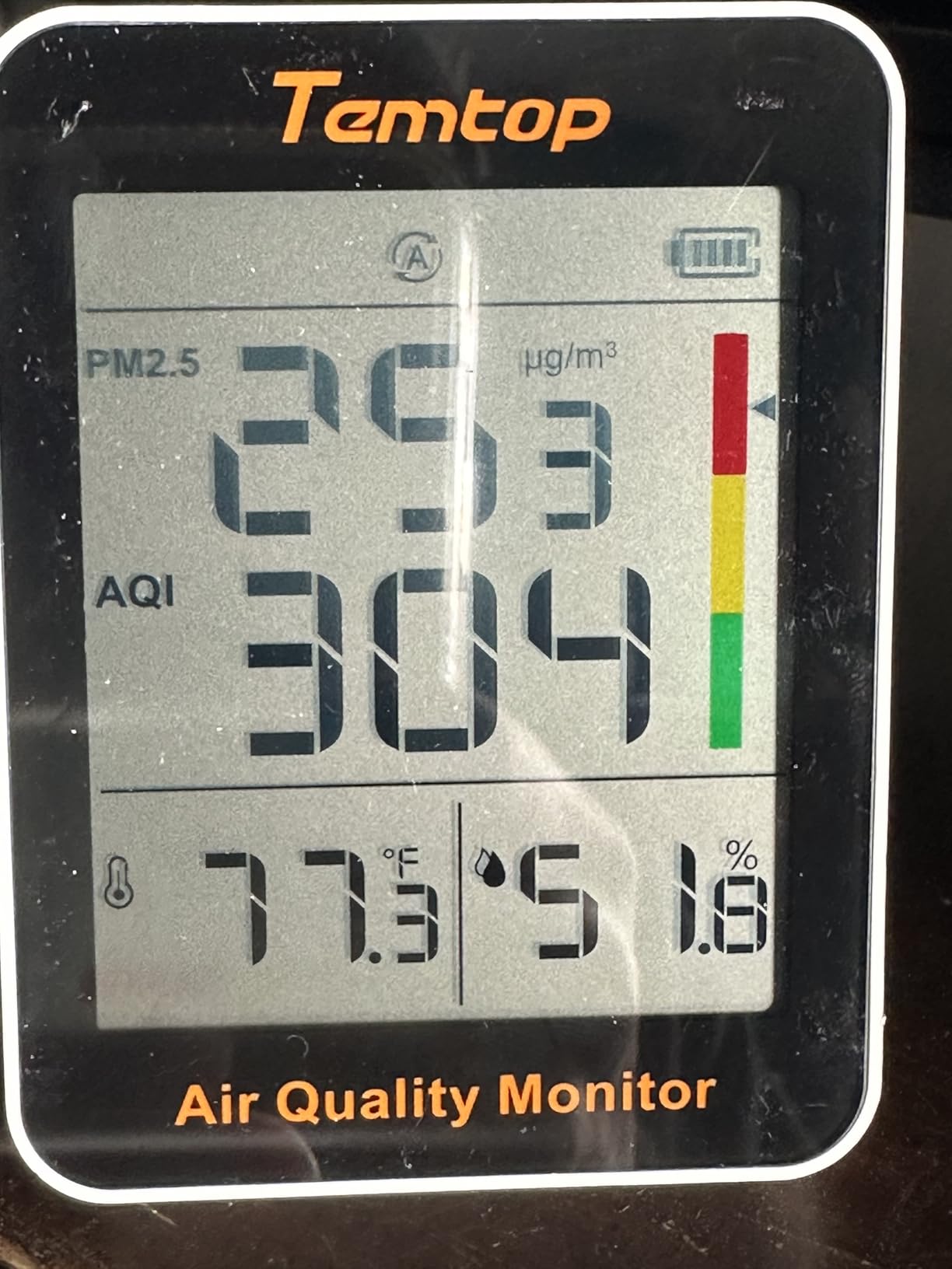 Temtop Air Quality Monitor with Indoor Thermometer & Thermo-Hygrometer - PM2.5, AQI, Temperature and Humidity Meter for Home, Office, Nursery, School, 60-Day Battery Life customer photo 2