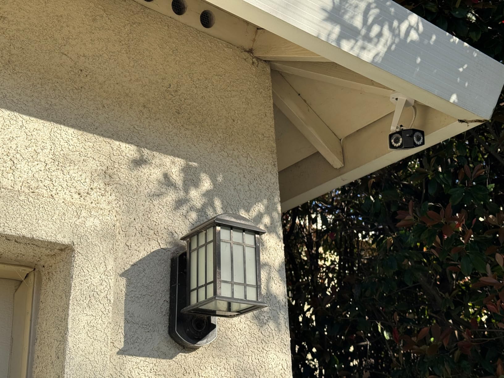 REOLINK Duo 3 PoE Dual-Lens PoE Security Camera with 180° Panoramic View customer photo 2