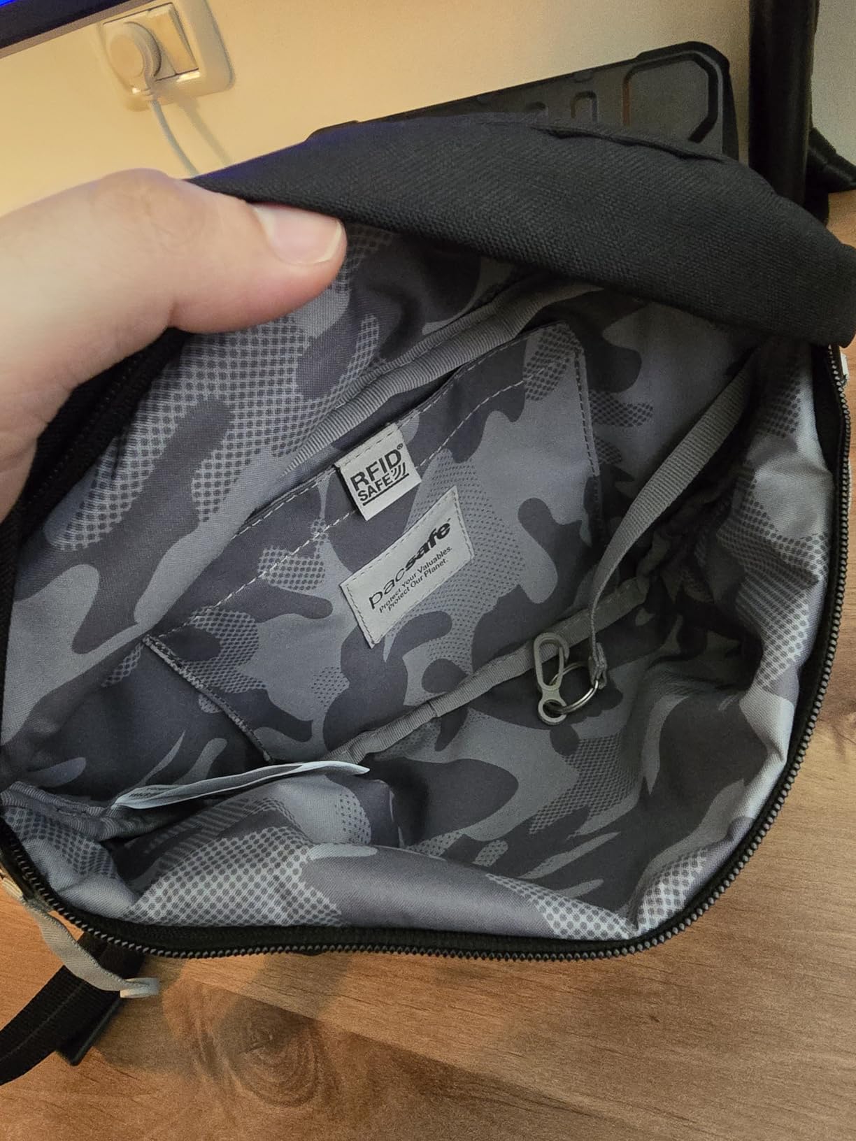 Pacsafe Go Anti Theft Sling Pack customer photo 1