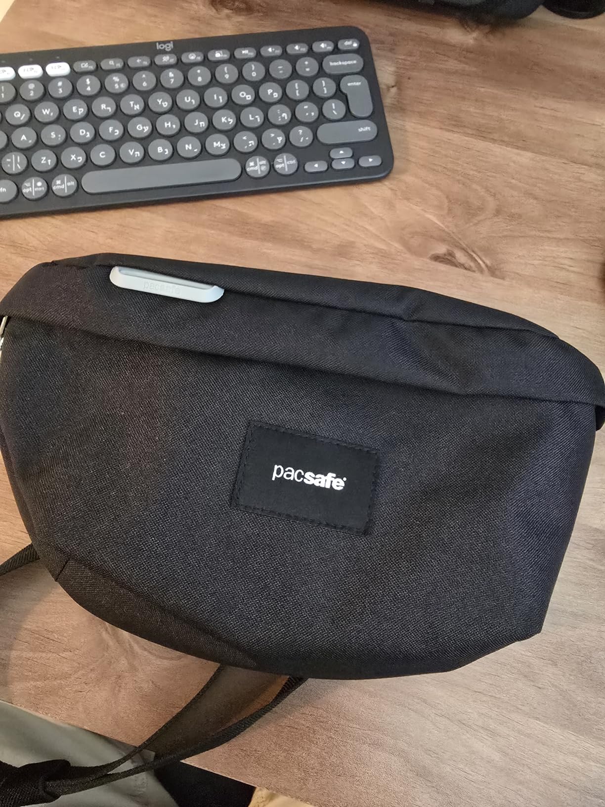 Pacsafe Go Anti Theft Sling Pack customer photo 2