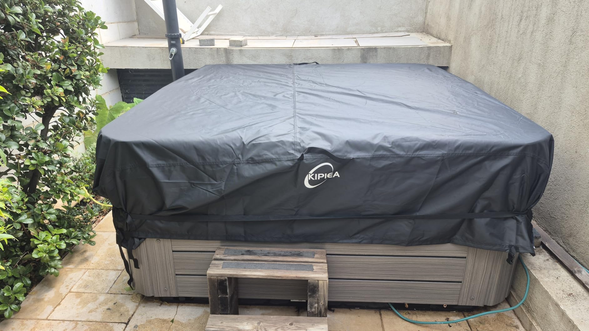 Kipiea 600D Outdoor Waterproof Square Hot Tub Cover Protector, Heavy Duty Polyester SPA Cover UV Protection Cover 85